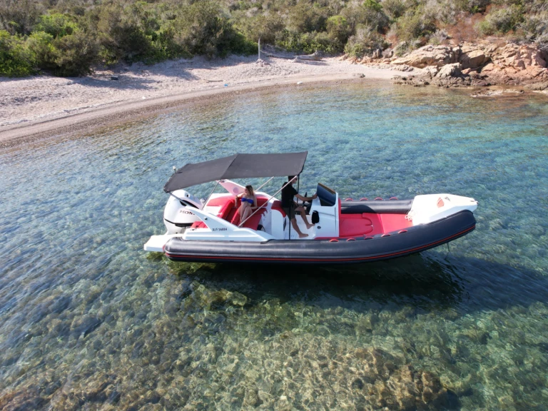 Location à Porto-Vecchio - Master Master 699 sur SamBoat