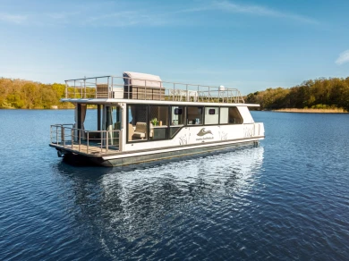 Luxboot Luxboot charter bareboat or captained in  Buchholz