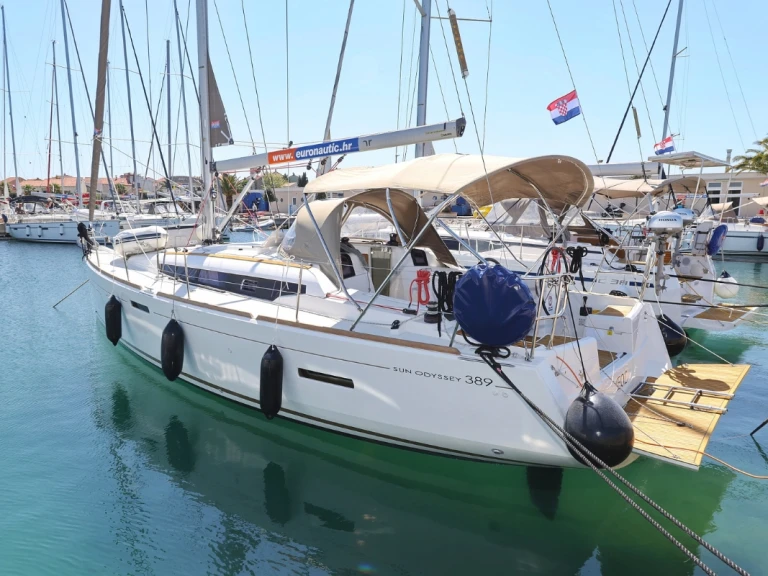 Voilier à louer à Biograd na Moru au meilleur prix