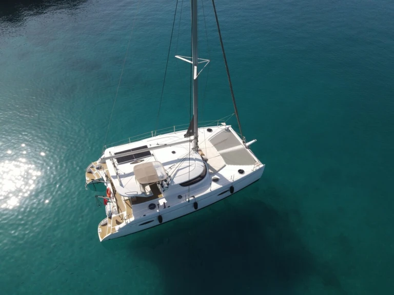 Location Catamaran Fountaine Pajot avec permis