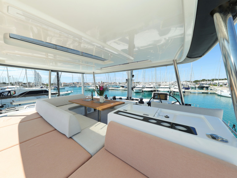 Location à Split - Lagoon Lagoon 55_5 Cabins sur SamBoat