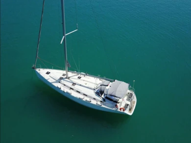 Hire Sailboat with or without skipper Bénéteau Kallithéa