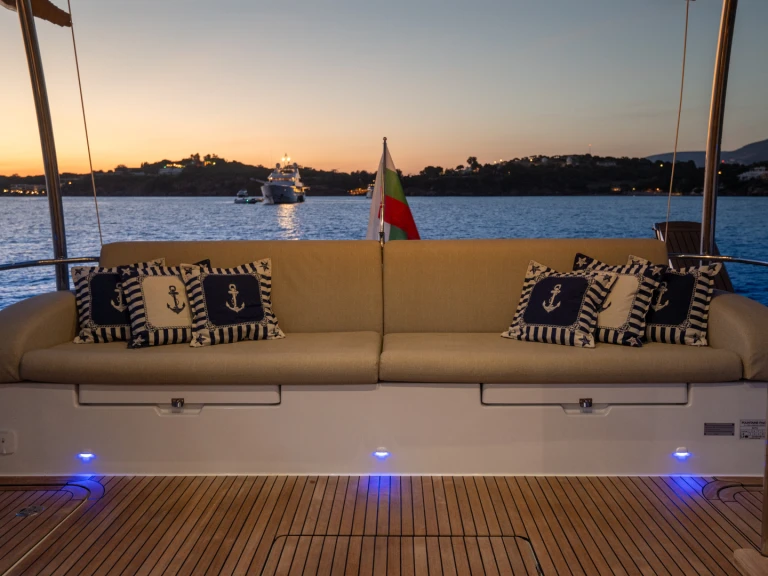 Location bateau Sámi pas cher Fountaine Pajot MY6