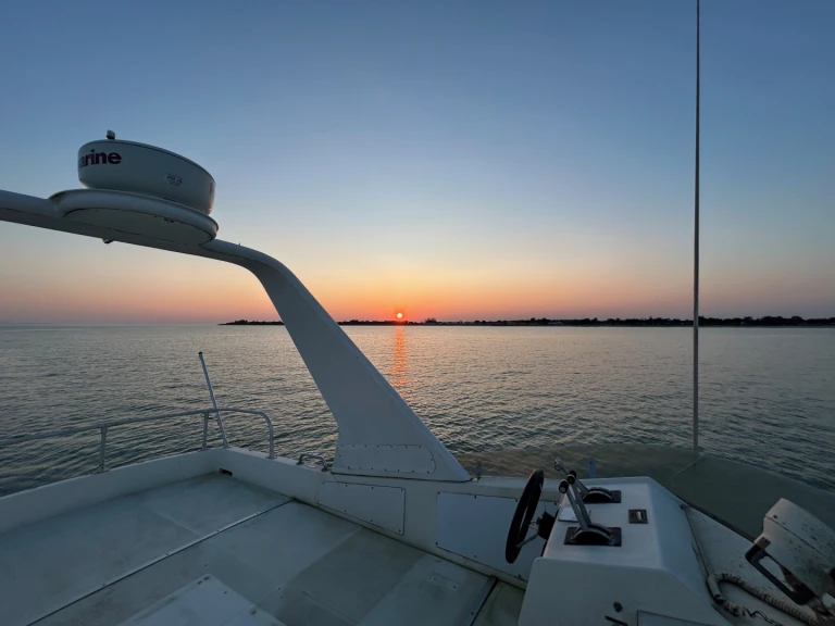Location bateau La Rochelle pas cher Guy Couach 1400 Fly