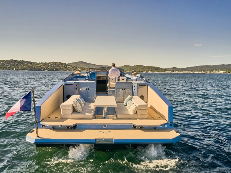 Location Bateau à moteur à Cannes - Alium 42 S