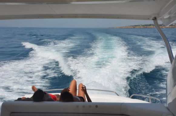 Bateau à moteur à louer à Vilamoura au meilleur prix