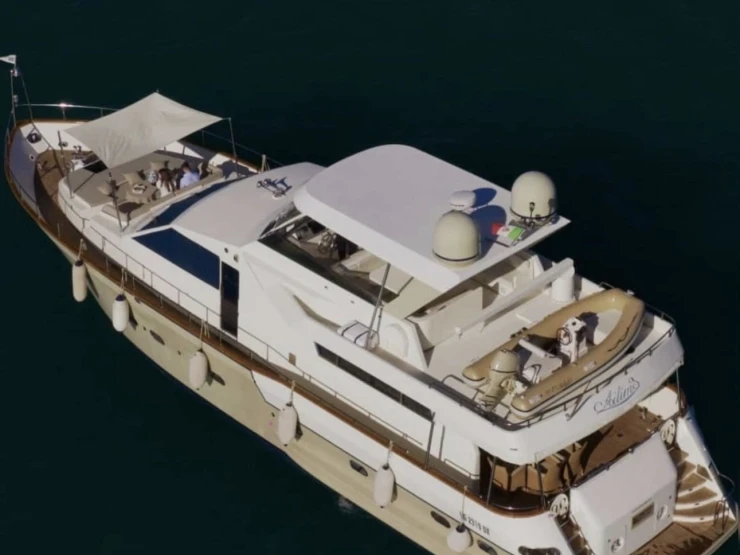 Location Yacht à Salerne - Falcon Falcon 80 Fly