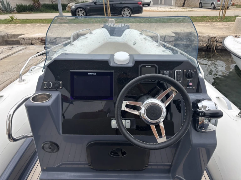 Location Semi-rigide Zodiac avec permis
