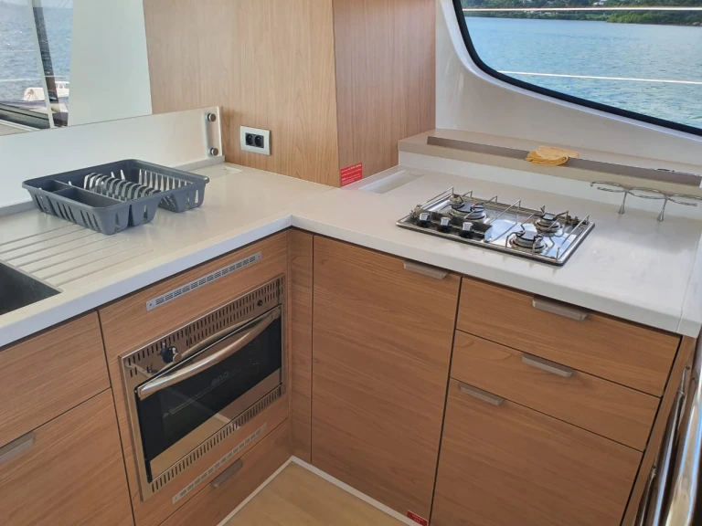 Louer Catamaran avec ou sans skipper BALI 4.6 5 CABINES NUM 4 à Le Marin