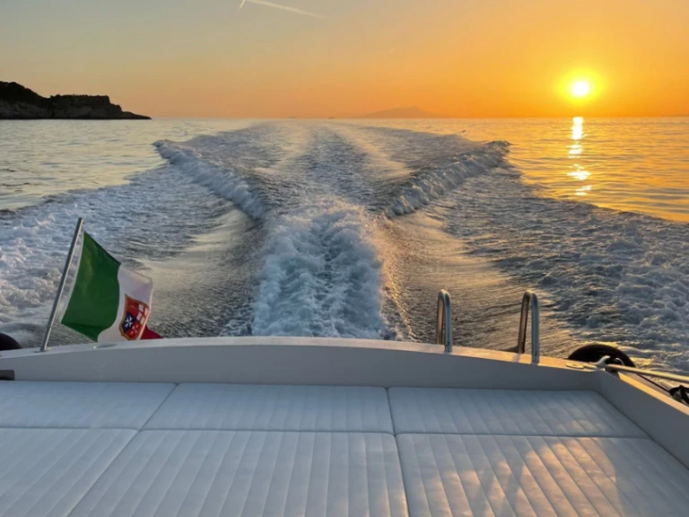 Louer Yacht avec ou sans skipper Itama à Sorrento