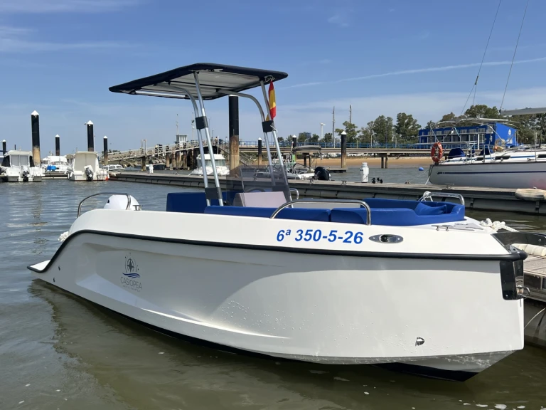 Location bateau Real Club Marítimo de Huelva pas cher Bey 18