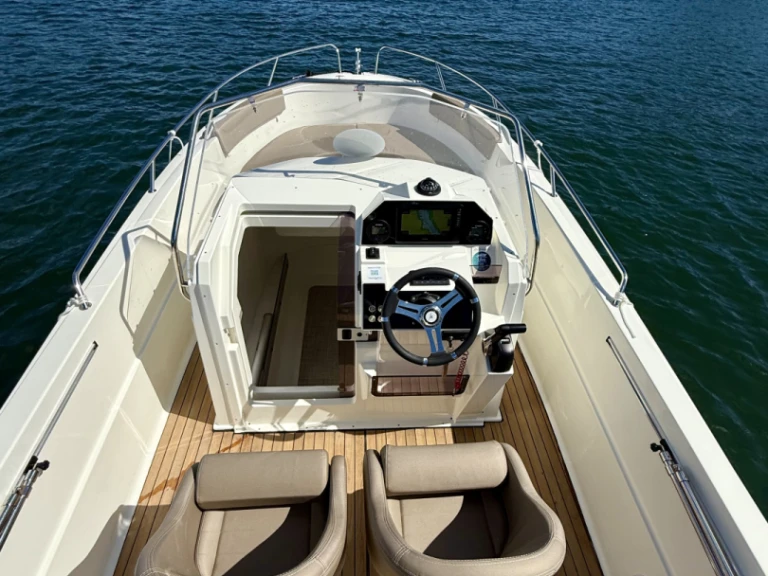 Location à Combrit - Pacific Craft Pacific Craft 670 Open sur SamBoat