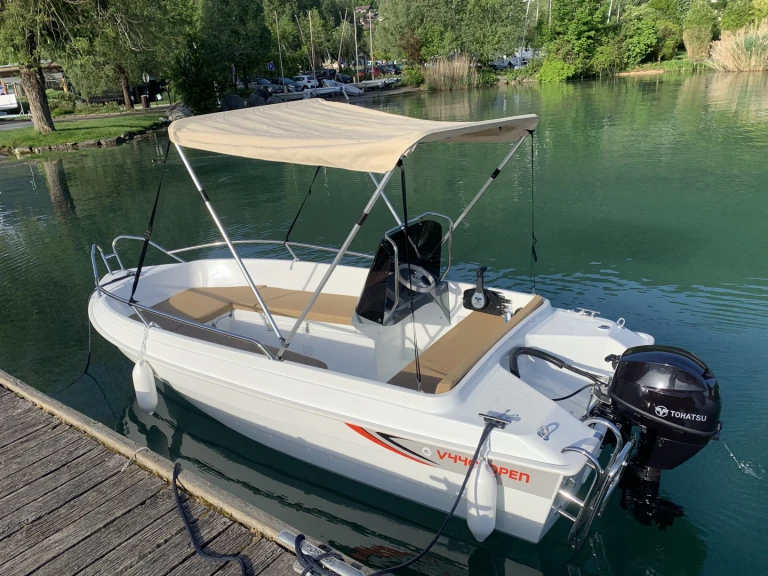 Location à Annecy - Valory V440 sur SamBoat