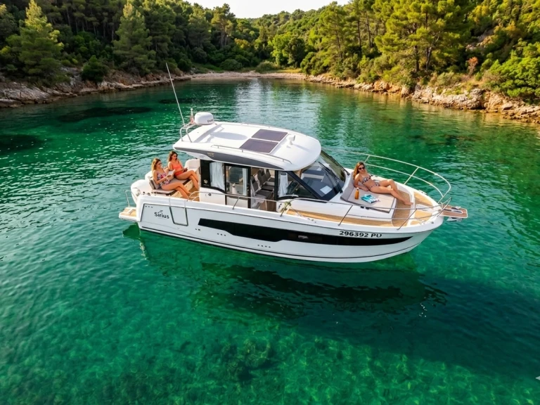 Bateau à moteur à louer à Medulin au meilleur prix