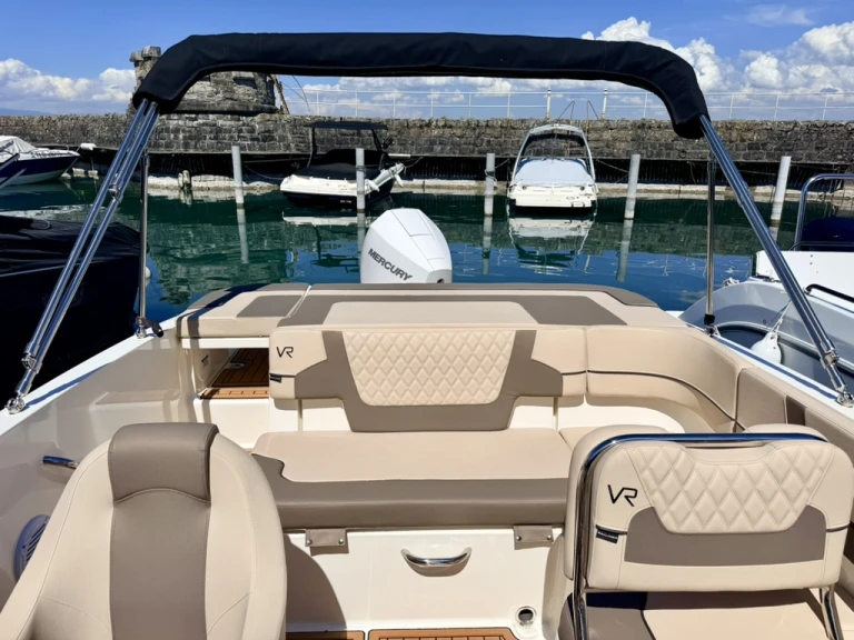 Location bateau France pas cher VR5 OB