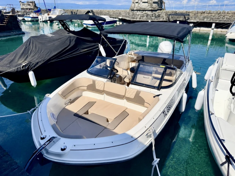 Location à France - Bayliner VR5 OB sur SamBoat