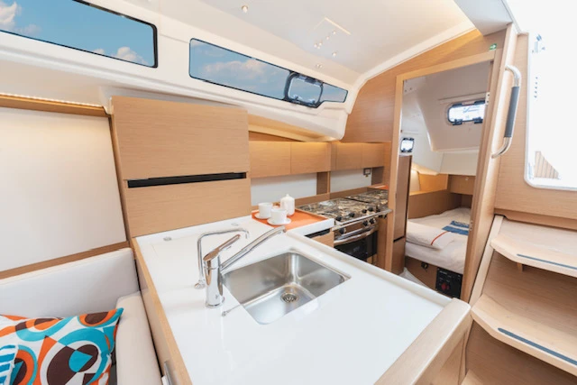 Location Voilier à Cres - Jeanneau Sun Odyssey 350