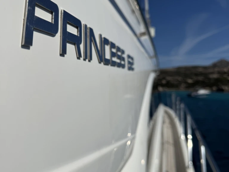 Location bateau Princess Princess 62 Fly à Portisco sur Samboat