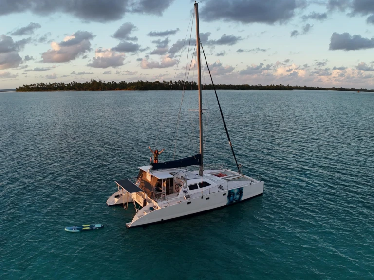 Louez un Multicap-Caraibes Punch 12,50 à Papeete