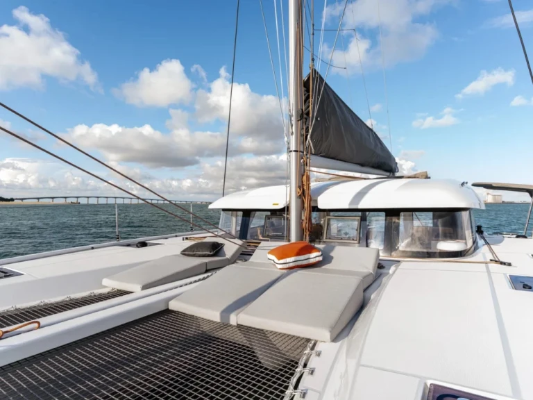 Location Catamaran Excess avec permis