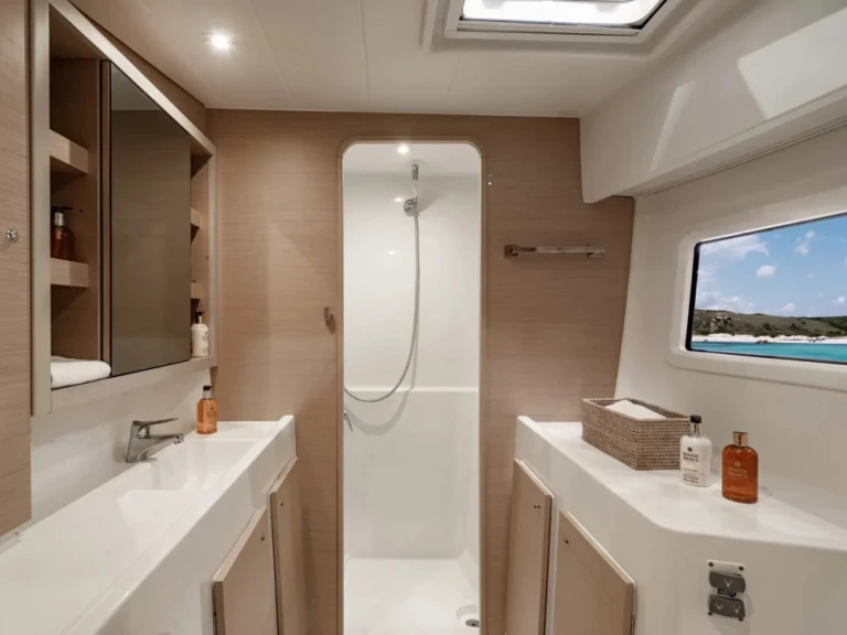 Location Catamaran Lagoon avec permis