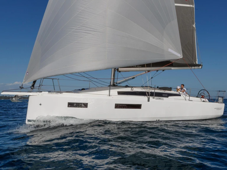 Louez un Jeanneau Sun Odyssey 350 à Biograd na Moru