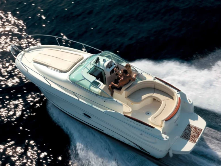 Location Bateau à moteur à Saint-Raphaël - Jeanneau Leader 805