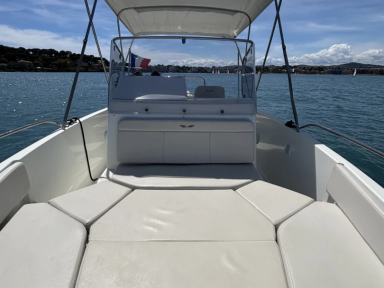 Location à Antibes - Bénéteau Flyer 7 SPACEdeck sur SamBoat
