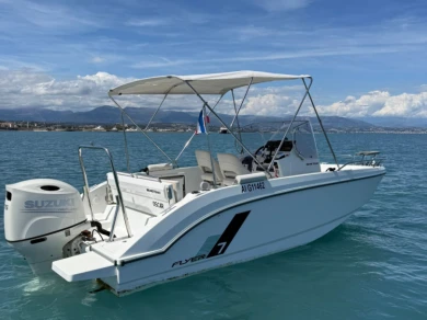 Location bateau Bénéteau Flyer 7 SPACEdeck à Antibes sur Samboat