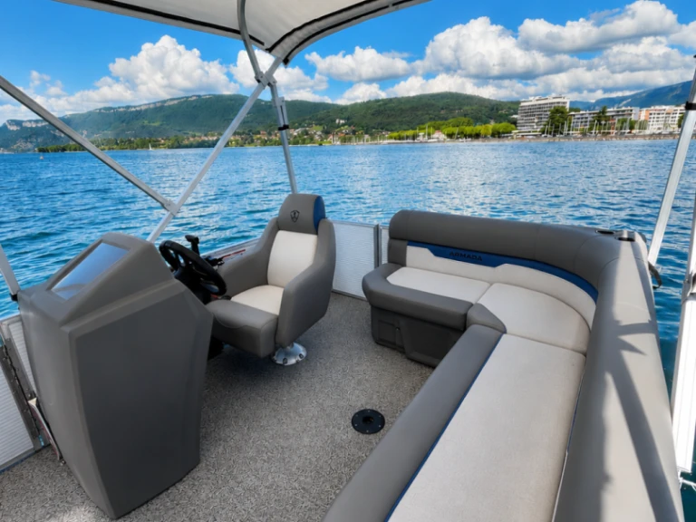 Location à Aix-les-Bains - Armada Zen 167 sur SamBoat