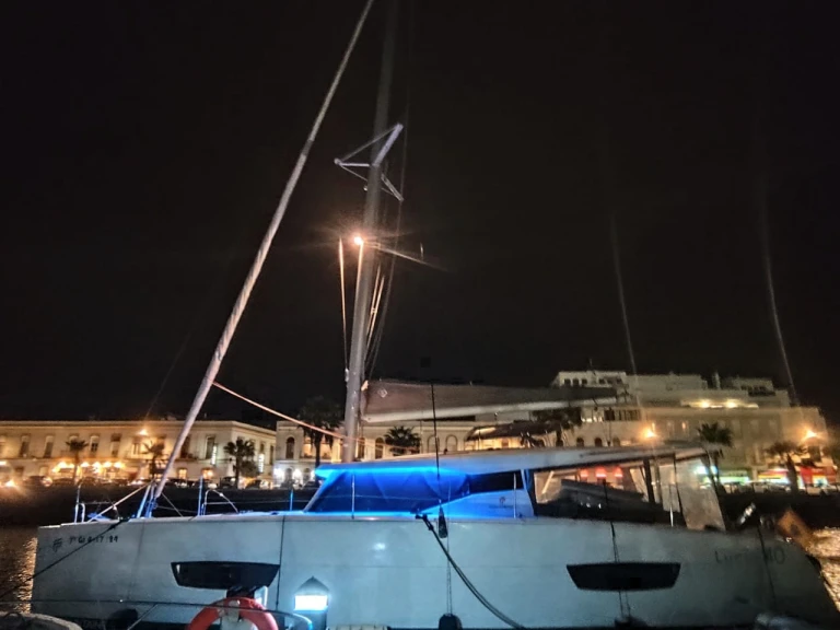 Louer Catamaran avec ou sans skipper Fountaine Pajot à Rota