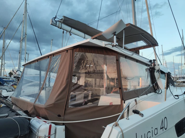 Catamaran à louer à Rota au meilleur prix