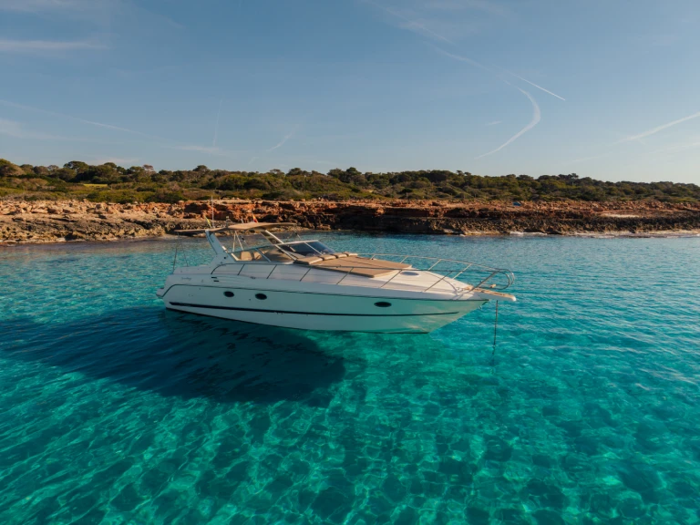 Louer Bateau à moteur avec ou sans skipper Cranchi à s'Estanyol de Migjorn
