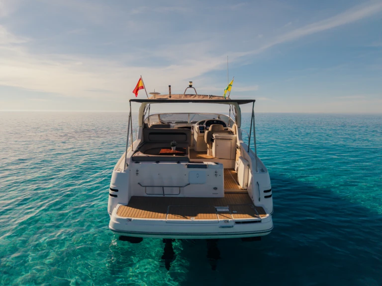 Location Bateau à moteur Cranchi avec permis