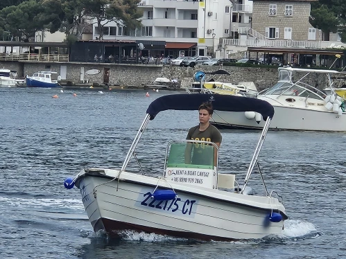 Reful marine Reful 490 open a louer à Cavtat