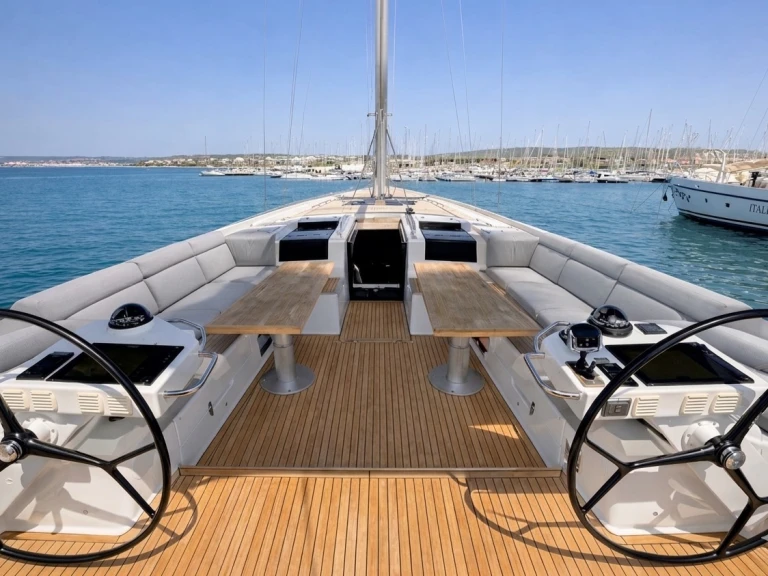 Louer Voilier avec ou sans skipper Hanse à Golfo Aranci