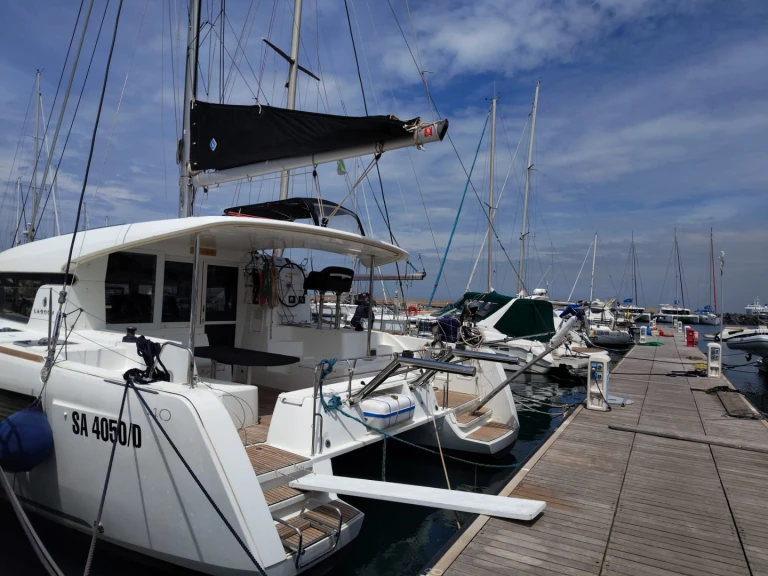 Location à Procida - Lagoon Lagoon 40 sur SamBoat