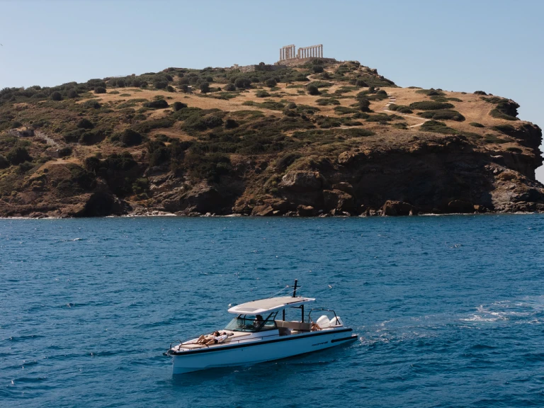 Location Bateau à moteur Axopar avec permis