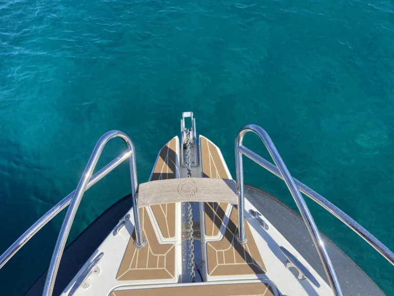 Location bateau Capelli Tempest 900 WA à Le Lavandou sur Samboat