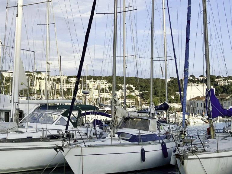Location bateau Saint-Mandrier-sur-Mer pas cher 10 40