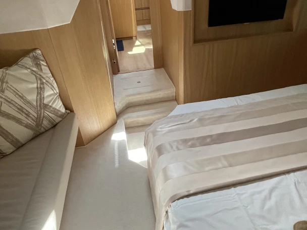 Location bateau Athènes pas cher GALEON 485 HTS