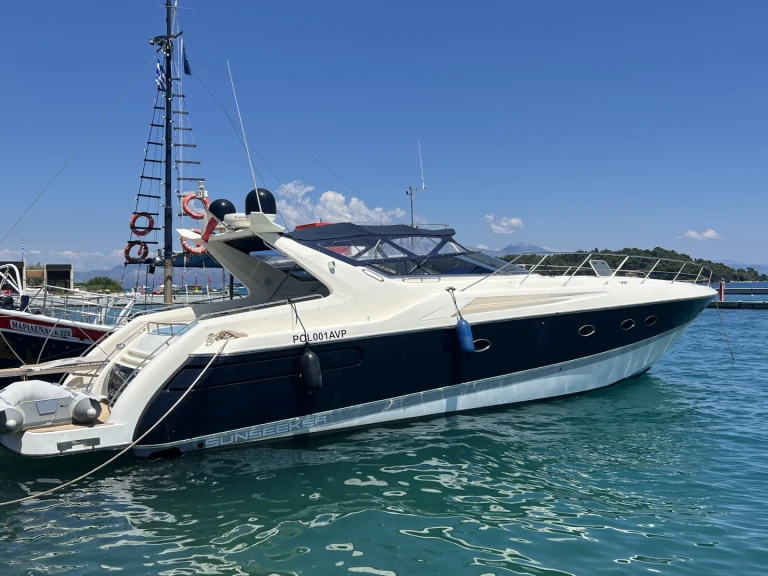 Louez un Sunseeker Camargue 55 à Nidri