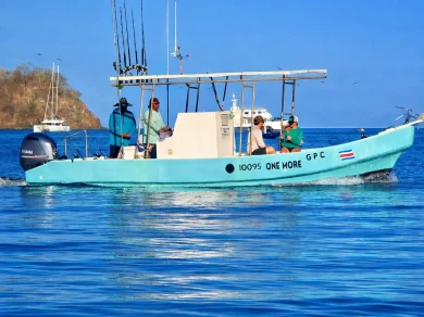 Pronájem lodi Bahía Culebra lákavé ceny 2025
