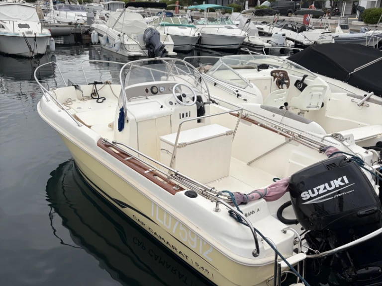 Location bateau Jeanneau Cap Camarat 545 à Les Issambres sur Samboat