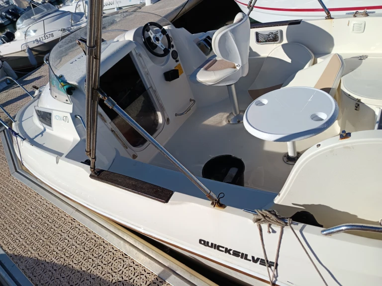 Location Yacht à Le Barcarès - Quicksilver Activ 470 Cabin