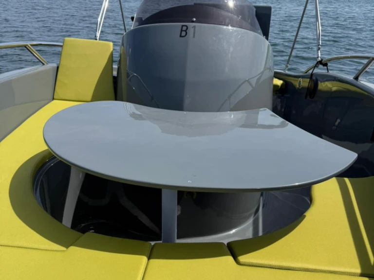 Location à Angera - Clear Aries Open L sur SamBoat