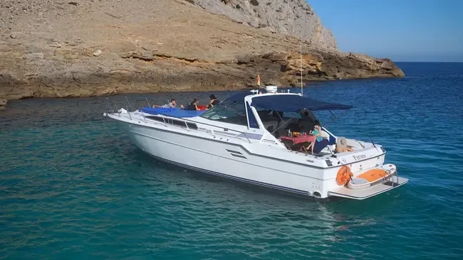 Location bateau Sea Ray Sea Ray 460 Sundancer à Pollença sur Samboat