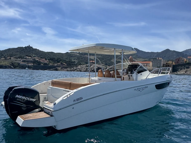 Louez un Prua al Vento  HURACAN 9.8 à Argelès-sur-Mer