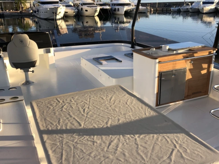 Location bateau Fountaine Pajot Fountaine Pajot MY 44 à Golfe-Juan sur Samboat