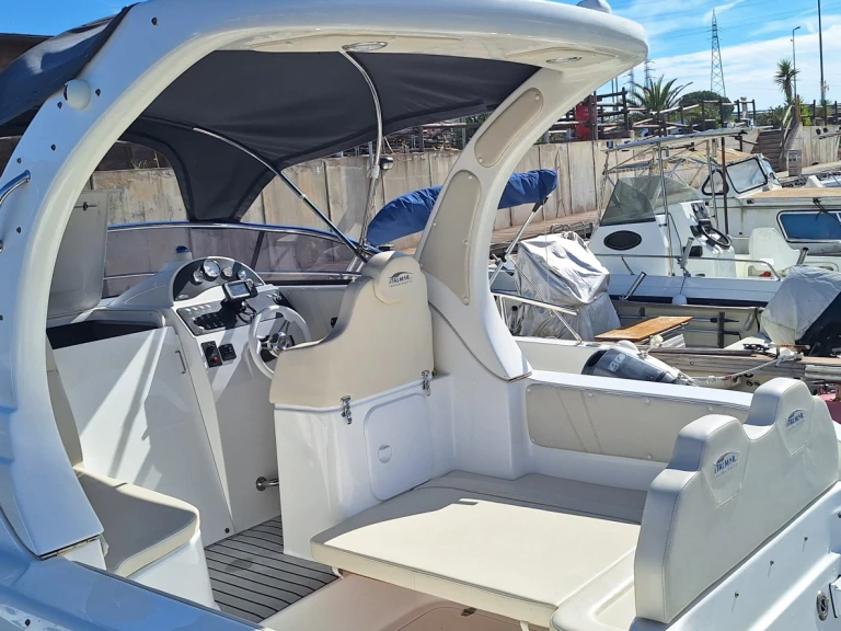 Louer Bateau à moteur avec ou sans skipper Italmar à Piombino